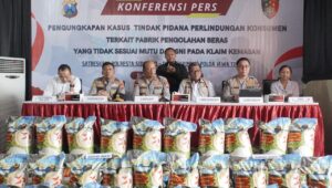 *Polisi Berhasil Ungkap Beras Oplosan Sehari Produksi 14 Ton Pemilik Pabrik di Sidoarjo Jadi Tersangka*
