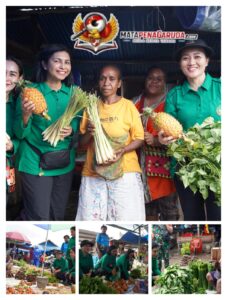 Persit KCK Daerah XVIII/Kasuari “SERBU” Pasar Wosi