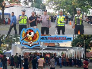 Pengamanan Maksimal, Ribuan Umat Ikuti Misa Jumat Agung di Puja Mandala dengan Khidmat