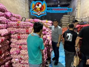 Bareskrim Polri Bongkar Penyelundupan 23 Ton Bawang dan Cabai di Pontianak