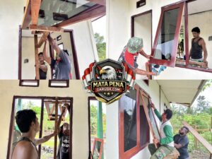 Pemasangan Pintu dan Jendela RTLH TMMD Ke-128 Kodim 1801/Manokwari Capai Tahap Finishing