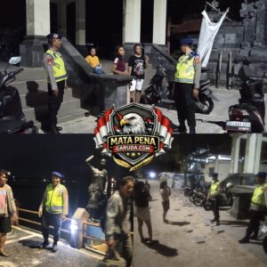 Patroli Malam Satpolairud Di Pantai Kedonganan, Wisatawan Diimbau Waspada Cuaca Ekstrem Dan Jaga Keselamatan