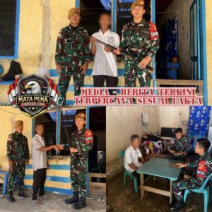 Satgas Pamtas RI-Malaysia Yonarmed 19/Bogani Terima Penyerahan Senjata Rakitan Dari Warga di Bengkayang