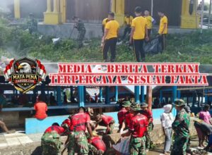 Satgas Yonif 123/RJW Bersama Warga Gelar Karya Bhakti Bersihkan Pasar Baru Distrik Obaa